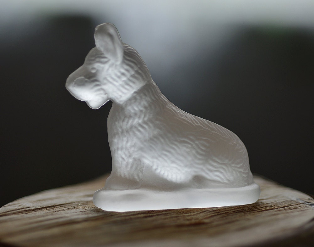 glass scottie dog figurine