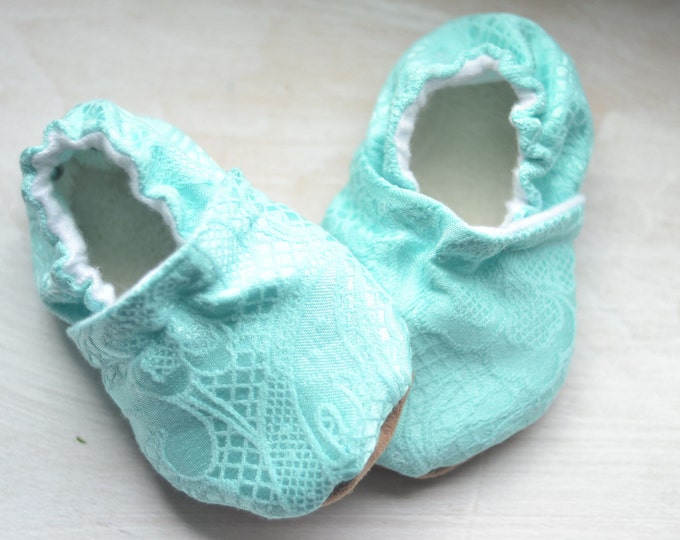 newborn headband and baby shoes set newborn photo prop baby girl headband with booties cotton baby lace shoes chiffon bow photography props