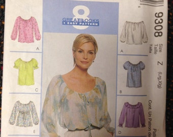 Misses TOP, 8 patterns. Size Lg - XLg. McCalls #9308