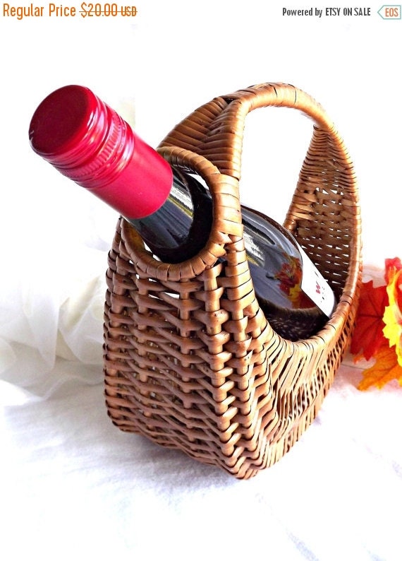 wicker wine tote