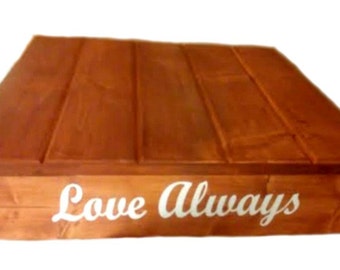 Custom Cake Stand, Rustic Wedding Cake Stand,Wedding Cake Stand, Reclaimed wood,Personalized Rustic Cake Stand, Country Wedding decor