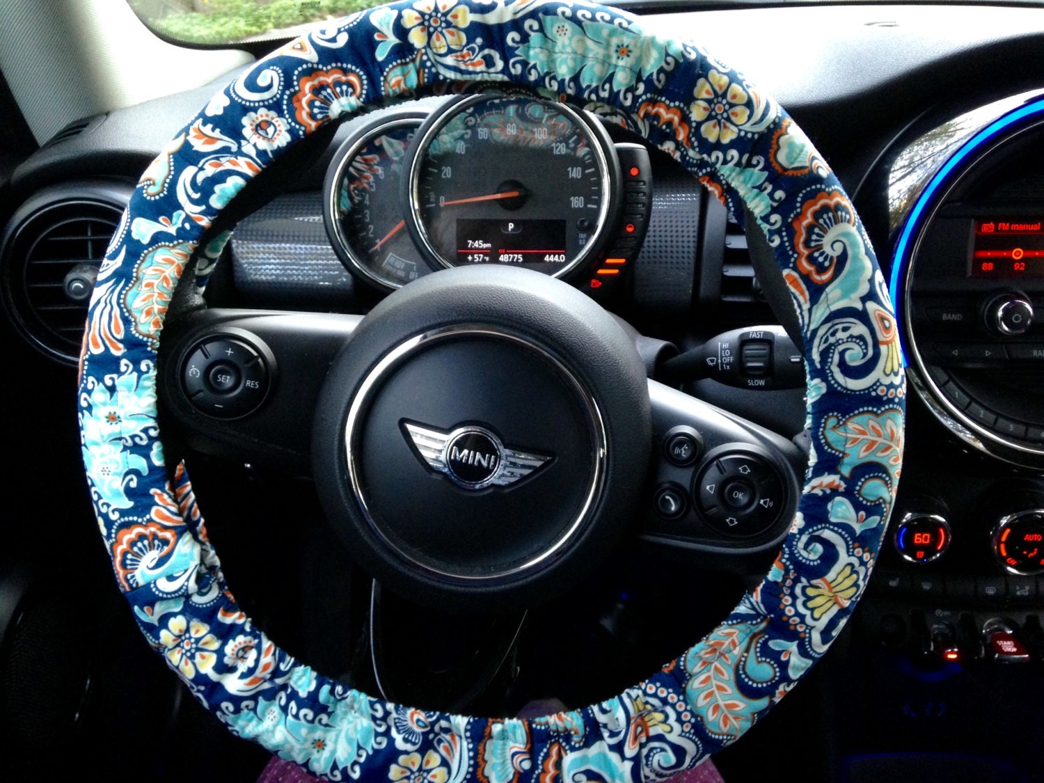Vintage Mod Fabric Steering Wheel Cover by SteeringWheelWraps