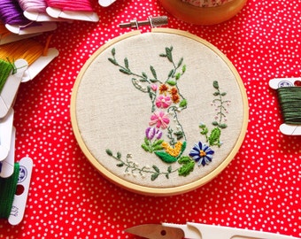 Autumn Florals & Deer Hand Embroidery Pattern, DIY Holiday Embroidery Pattern, PDF Pattern, Flower Embroidery Pattern, Hoop Art