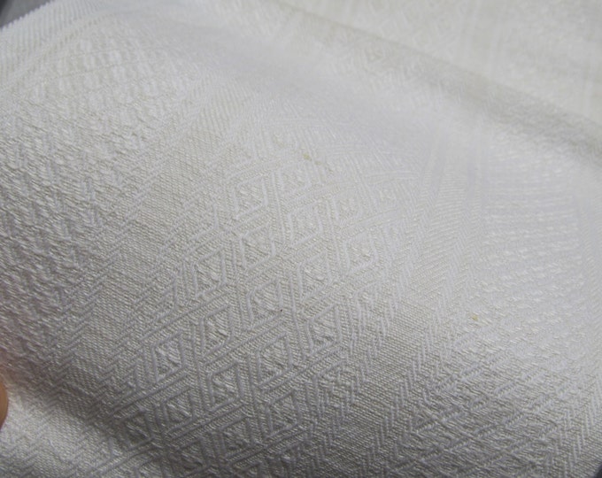 Vintage linen towel, classic tea towels, large 34x17" traditional white linen cloths, rustic French kitchen decor