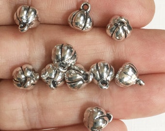10 pcs of antique Silver pumpkin Charm 9x8x7.5mm, antique silver pumpkin charm, alloy charm
