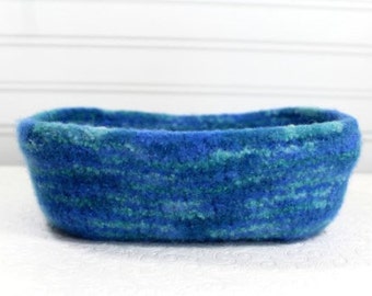 Large Blue Green Wool Felt Basket, Blue Knit Felted Oval Basket, Blue Felted Wool Home Decor Basket, Home Organization, Knit Felt Bowl