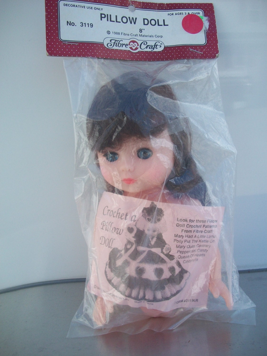 picture pillow doll