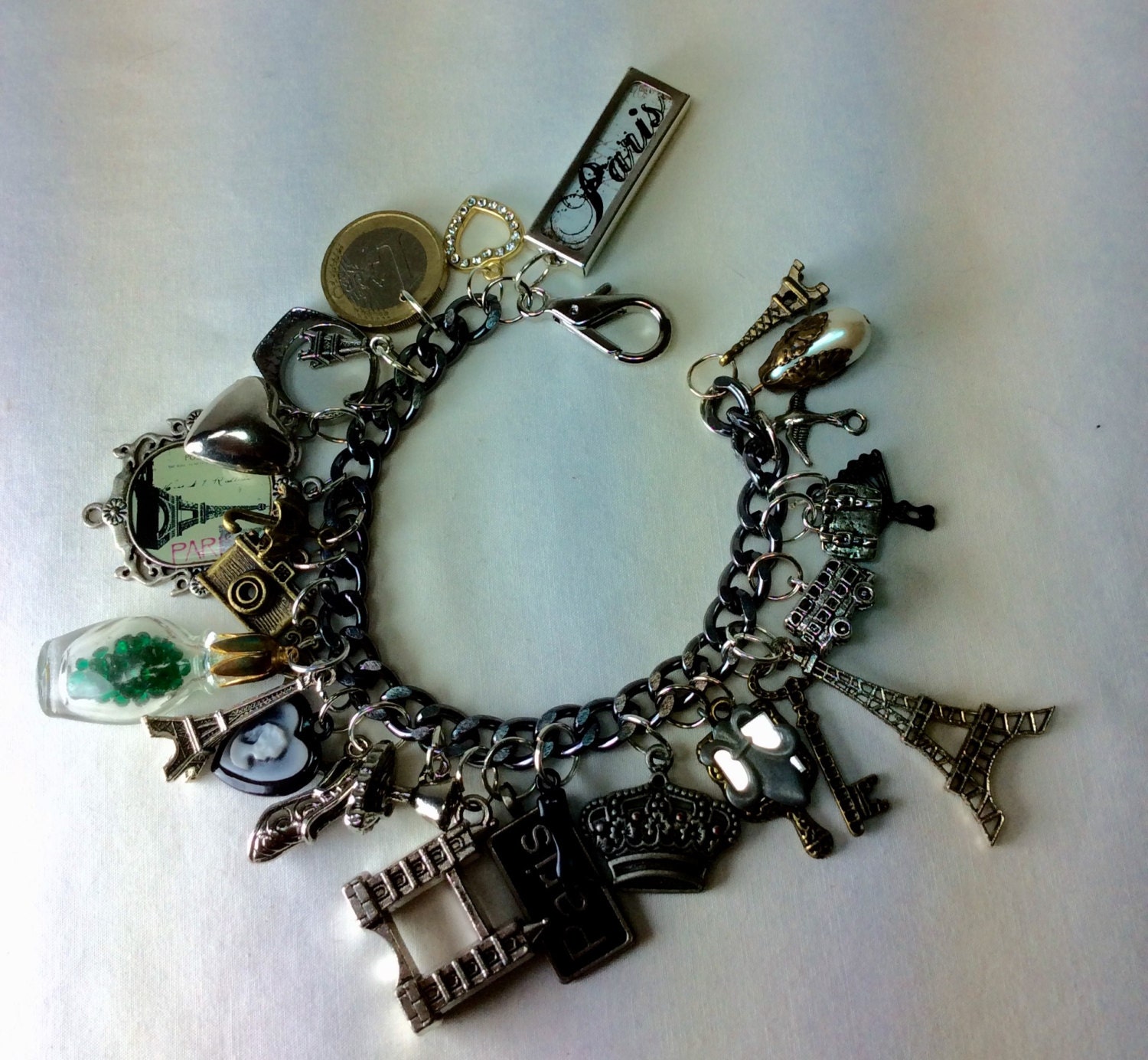 Paris Charm Bracelet. Souvenir Bracelet. Eiffel Tower