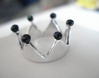Silver Crown ring, Knuckle ring, Crown Midi Ring in Silver, Princess Crown Ring, Silver Tiara Ring, Gift for her, Royal crown ring, Xmas.