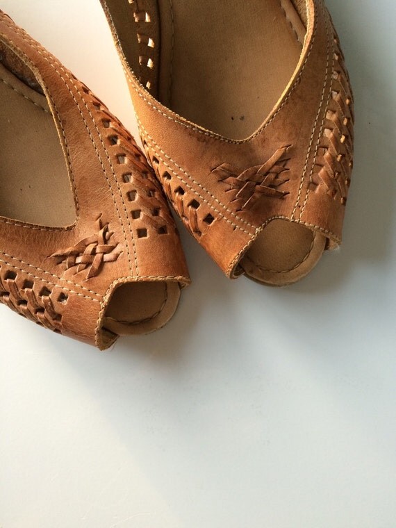 leather craft shoes price