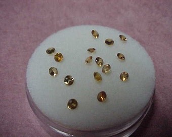 Vintage 17 Loose Russian Honey Zircon Gemstones, 3MM, 2.89 Carat Total