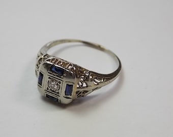 Antique Sapphire and Diamond Filigree Ring .09Ctw White Gold 18K 2.3gm Size 6