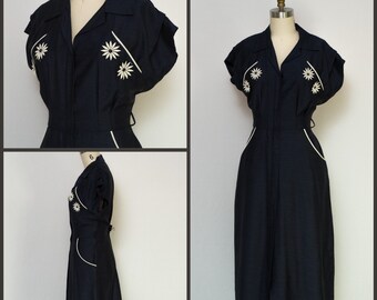 1950s dress / 50s Dress / 60s Dress / Wiggle Dress / Navy Blue Wiggle Dress
