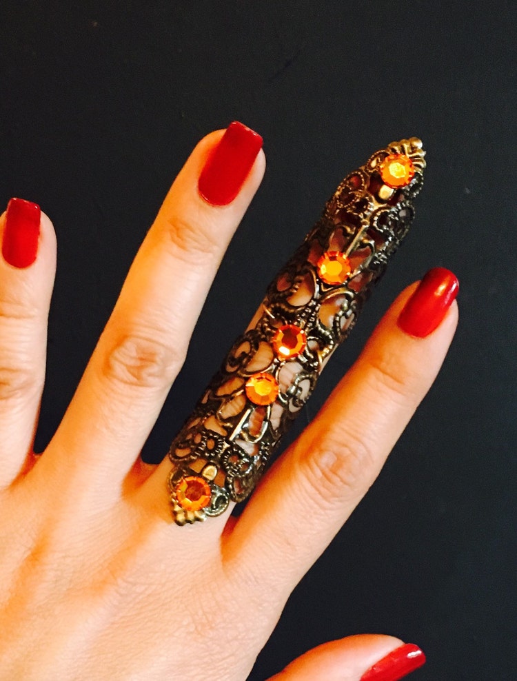 Shield Full finger ring made with a vintage style by pickapicka