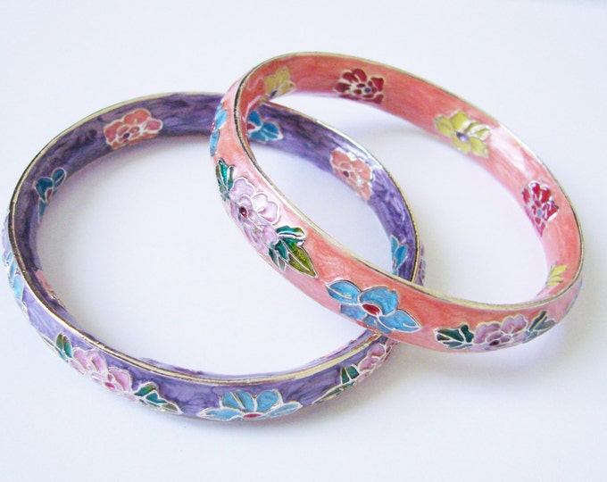 Pair Vintage Floral Enamel Bangle Bracelets / Multi Color / Peach / Blue / Pink / Green / Orchid / Jewelry / Jewellery