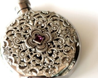 Women's Luxury Flask Round Flask Window Flask Ladies Flask Liquor Flask Bridesmaid Gift for Women Victorian Flask Vintage Style Accessories