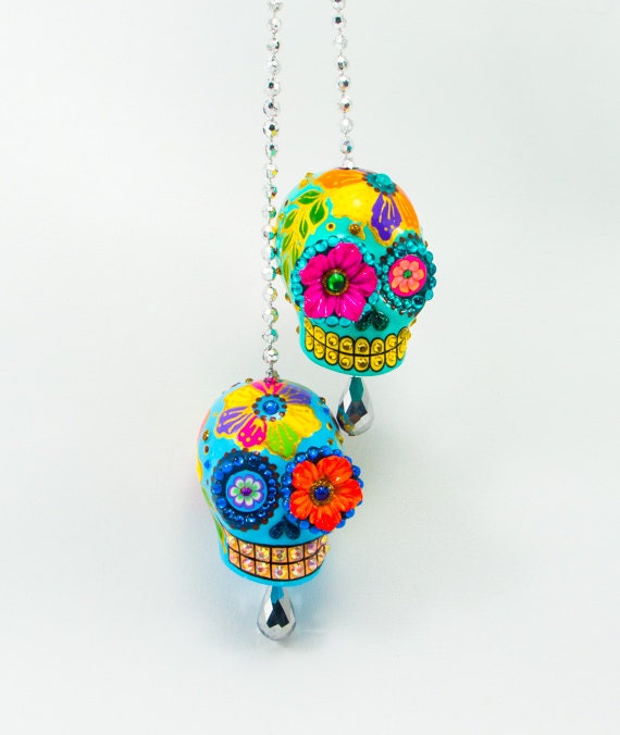 2 Skulls day of dead charm hang rear view mirror for car 