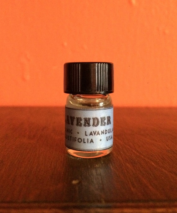 Lavender Essential Oil Lavandula angustifolia Organic USA by ZOils Lavender Essential Oil Lavandula angustifolia Organic USA by ZOils