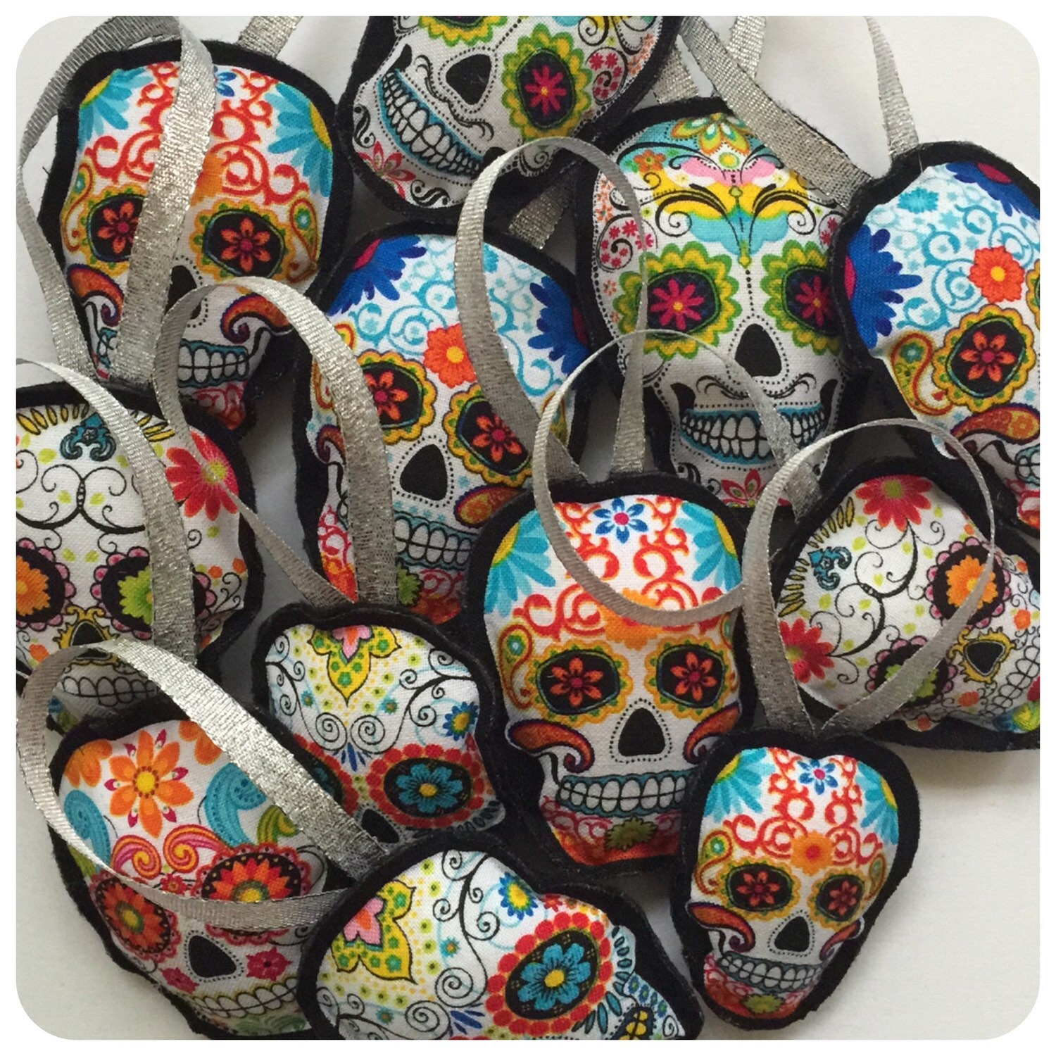 Day of the dead ornaments