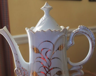 Vintage Lefton Wheat Teapot With Gold Trim