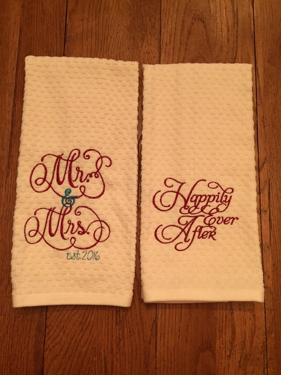 Items similar to Mr and Mrs Wedding Kitchen Towel set on Etsy