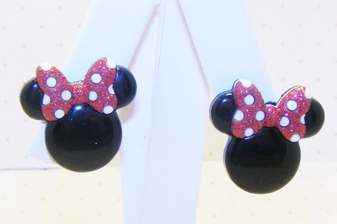 Minnie Mouse Earrings With Red And White Bow by 24sevenjewelry
