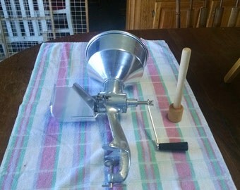 garden way squeezo food processor machine