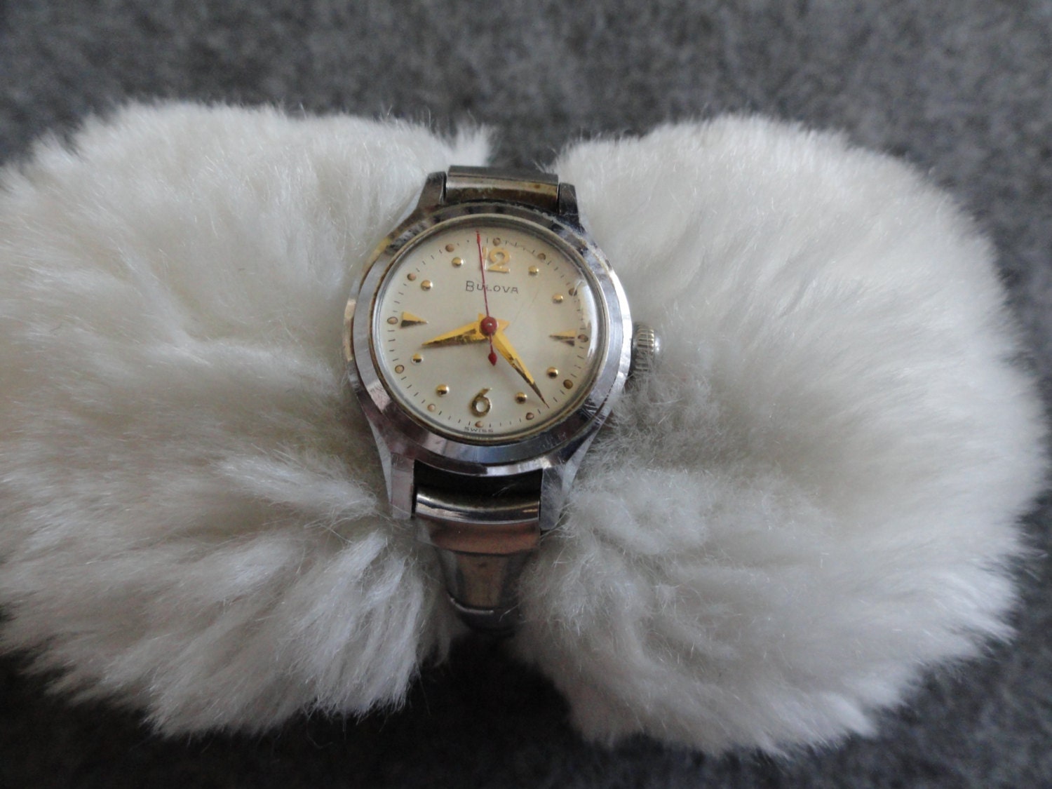 Vintage Swiss Made Bulova Ladies Wind Up Watch Water and Rust Proof