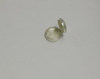 Artisan dollhouse miniature silver powder box 1 inch scale