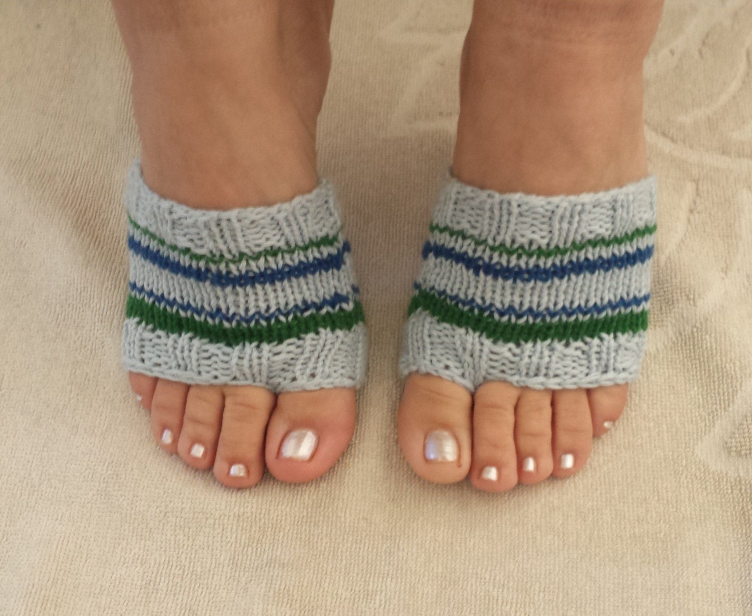 KNITTING PATTERN Flip Flop Socks Pattern Soft Feet Savers