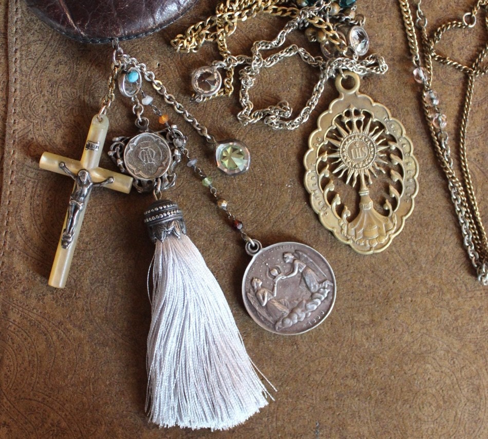 SOLD to C Pocket of Light Necklace Set w/Antique Leather