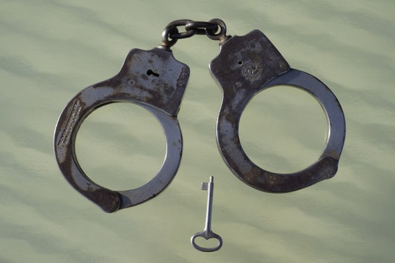 Peerless Handcuffs Serial Number