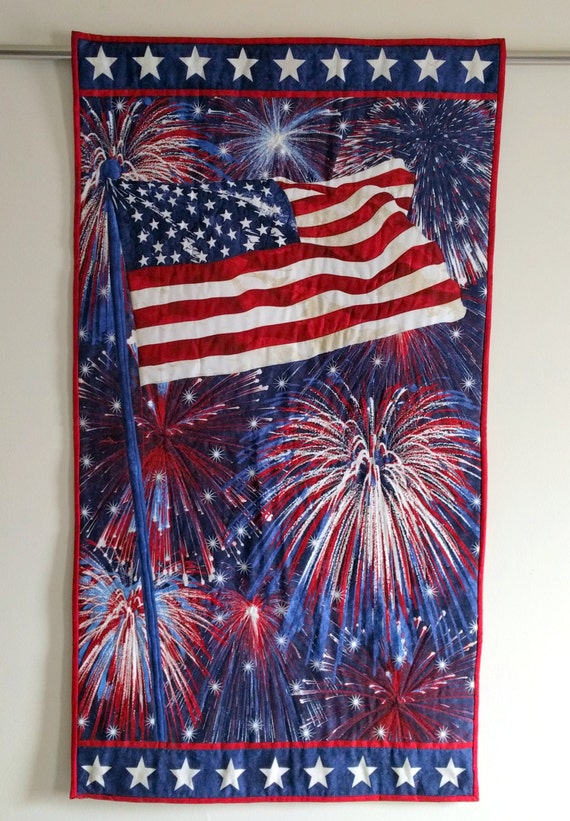 patriotic-wall-hanging-fireworks-quilted-patriotic-decor