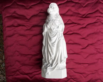 Porcelain Madonna and Child Ivory with Blue Tint (*1522)