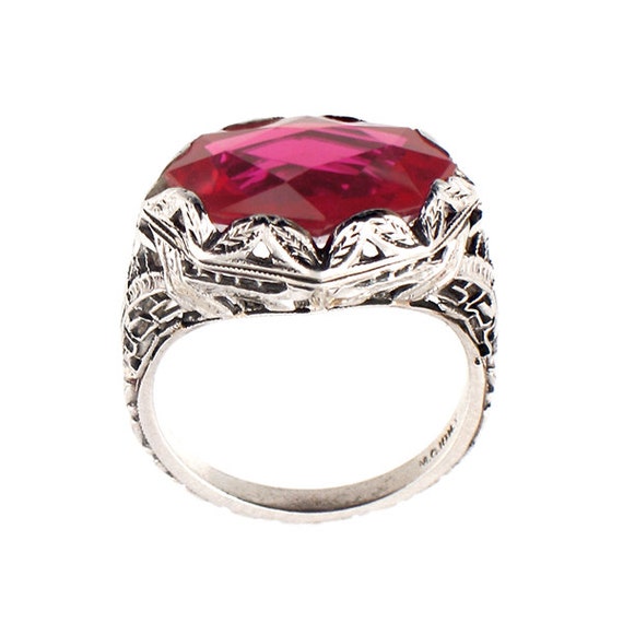 Antique Art Deco 18K White Gold & Simulated Ruby Ring