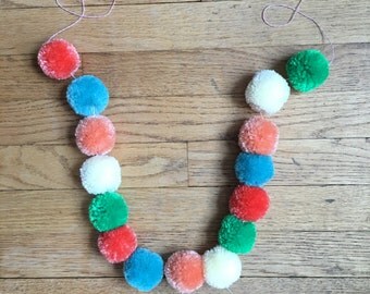 PomPom Garland, Yarn Garland, Childs Room Decorations, PomPoms, Pom Pom Garland, Pom Pom Trim, Pom Pom Bunting, Yarn PomPoms Bunting