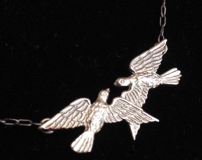 Storewide 25% Off SALE Vintage Solid 14k Gold The Birds Of Love Necklace & Collectable Designer Pendant Featuring Matching Etched Doves