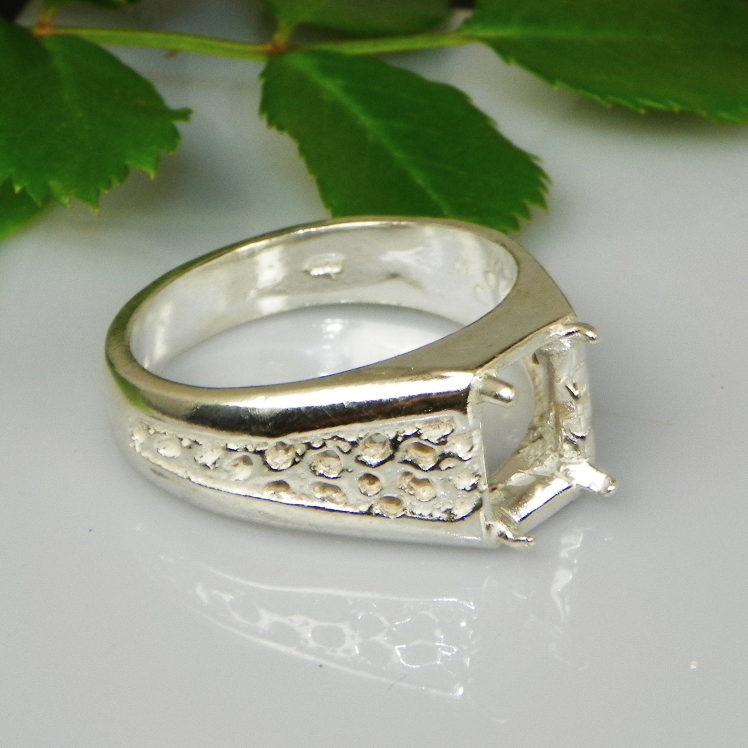 9x7 Emerald Mens Mesh PreNotched Sterling Silver Ring Setting