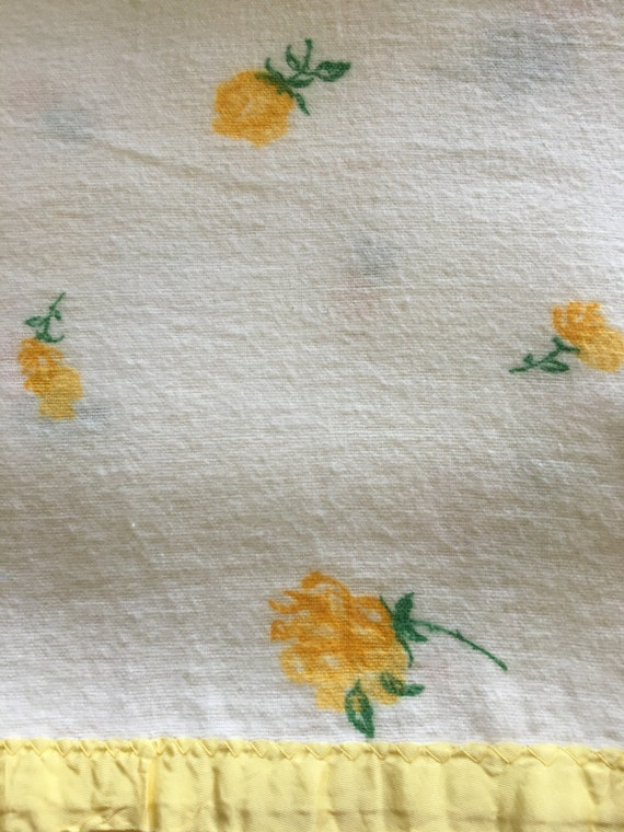 Vintage yellow rose flannel blanket