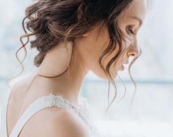 Wedding Headpiece, Pearl Hair Piece, Bridal Headpiece, Wedding Hairpiece, Crystals Hair Vine, Bridal Hairpiece, Wedding Halo, Wedding Wreath