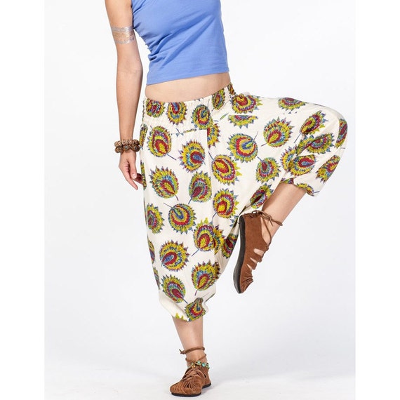 Women's cotton harem capris with Indian pattern by IndiaStyleShop