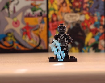Zoom Lego style mini figure