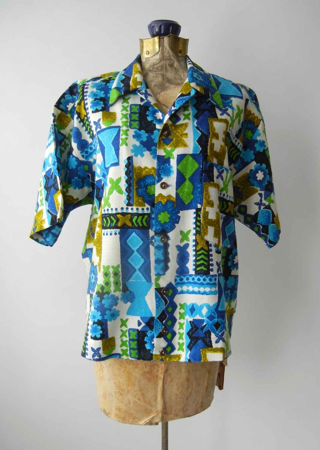 Vintage 1960s Men's Blue Cotton Hawaiian Shirt