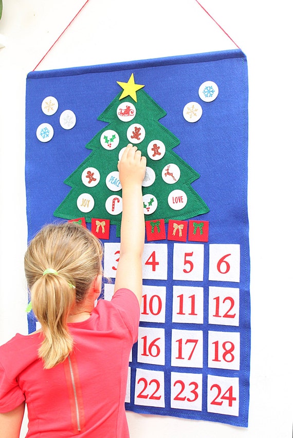 Advent Calendar with Ornaments Felt Countdown Calendar to