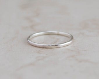 Skinny Sterling Ring, Silver Minimal Ring, Skinny Silver Ring, Everyday Ring, Stacking Ring, Silver Ring, Simple Ring, Minimalist Ring