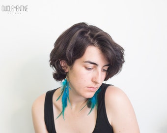 Blue feather earrings, hand dyed blue feathers, gipsy earrings, ethnic blue earrings, bohemian feather earrings, boho gipsy earrings