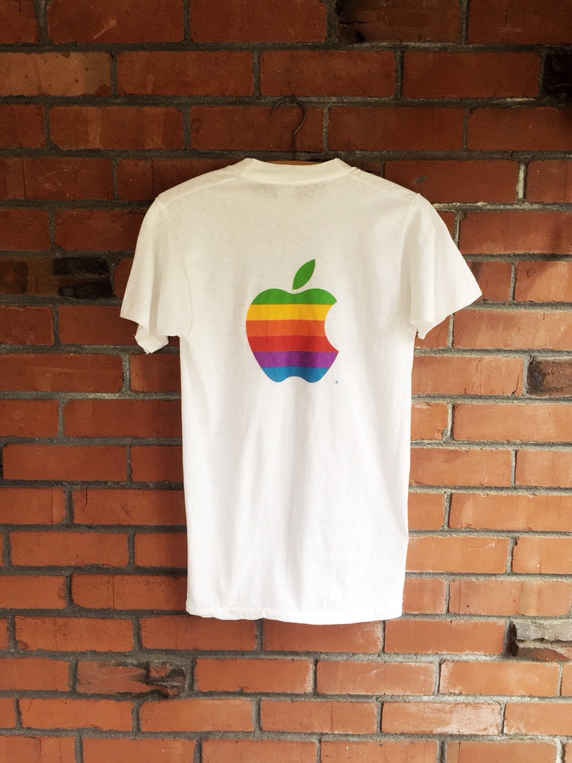 vintage apple t shirt