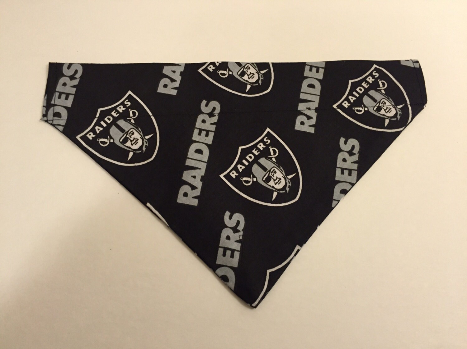 Dog bandana NFL Oakland Raiders