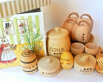 Kitchen set (32pcs) in wood box for kids play. Wooden dishes set. Kids food play set. Kids kitchen play set