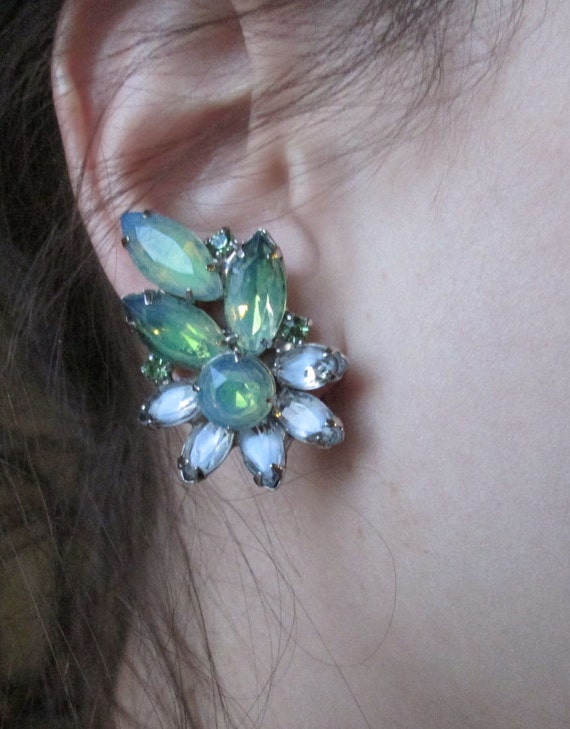 Vintage Kramer Signed Clip On Earrings with Faceted Paste